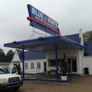 The Blue & White Restaurant in Tunica