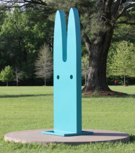 Bunny sculpture in the Lamar Park (photo by Amelia Camurati)