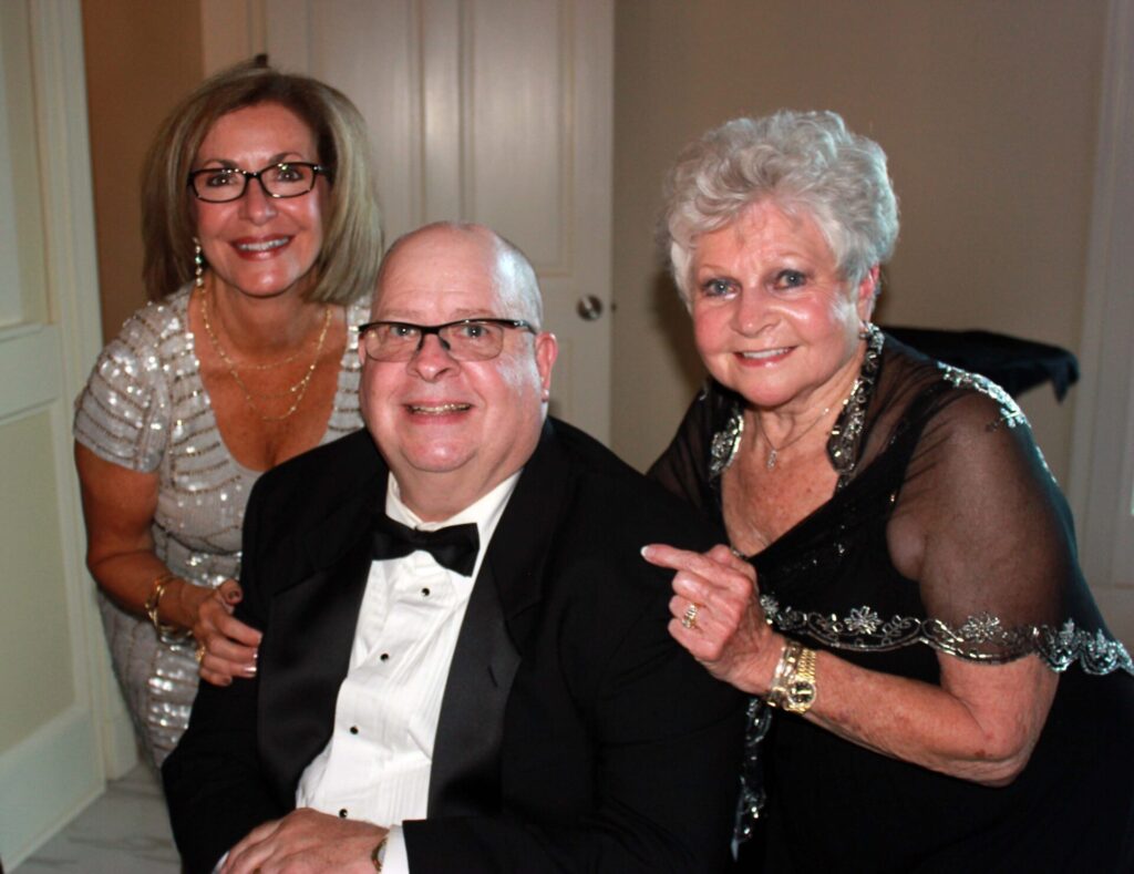 (L to R) Vicki and Harry Sneed with Marti Stark