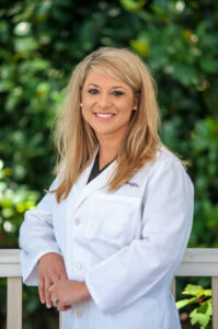 Dr. Jennifer Romero (Photo: Lee Dentistry)
