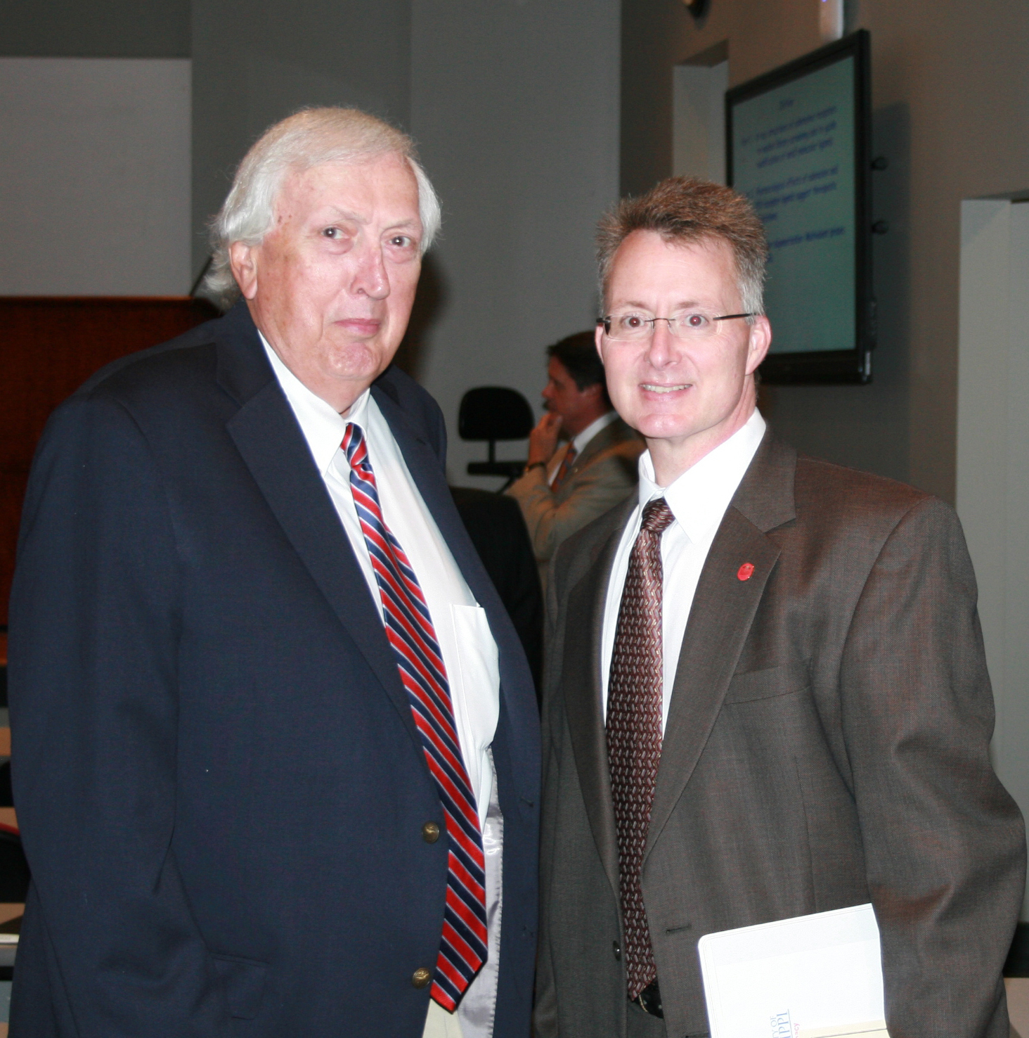 UM pharmacy Dean David D. Allen and Ronald Borne attend the Ronald F. Borne Distinguished Lecture in Medicinal Chemistry in 2008.