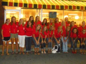 Ole Miss students enjoying a night out at Waffle House, a popular eatery in Atlanta. Photo courtesy of Carolyn Smith.