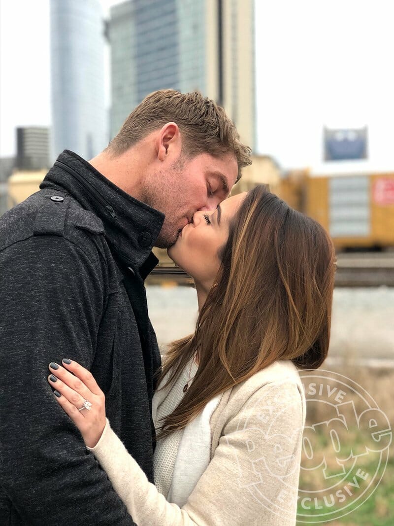 Country Singer Brett Young Proposes To Girlfriend In Oxford