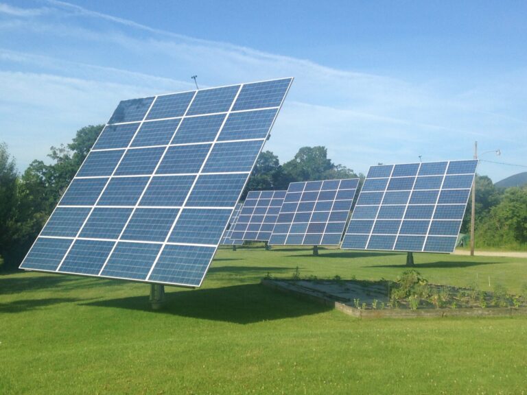 Oxford Leaders OK Solar Power, Fast-Charger on Square