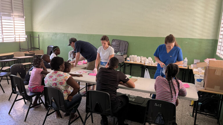 UM Pharmacy Students Provide Health Care to Dominican Republic