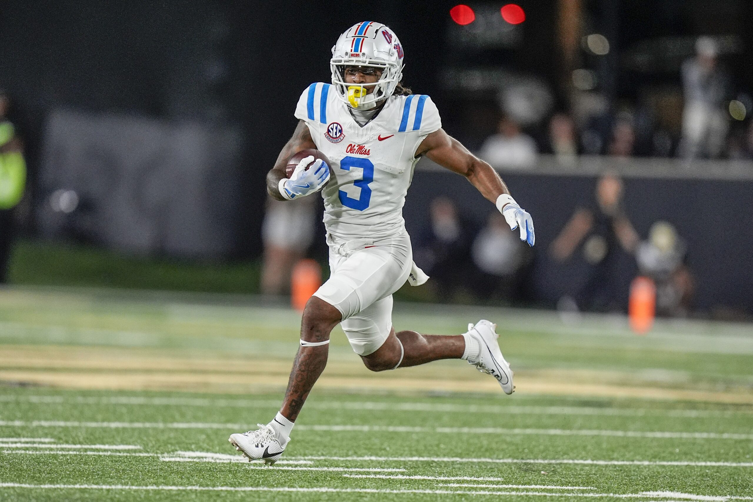 Ole Miss receiver Antwane Wells, Jr.